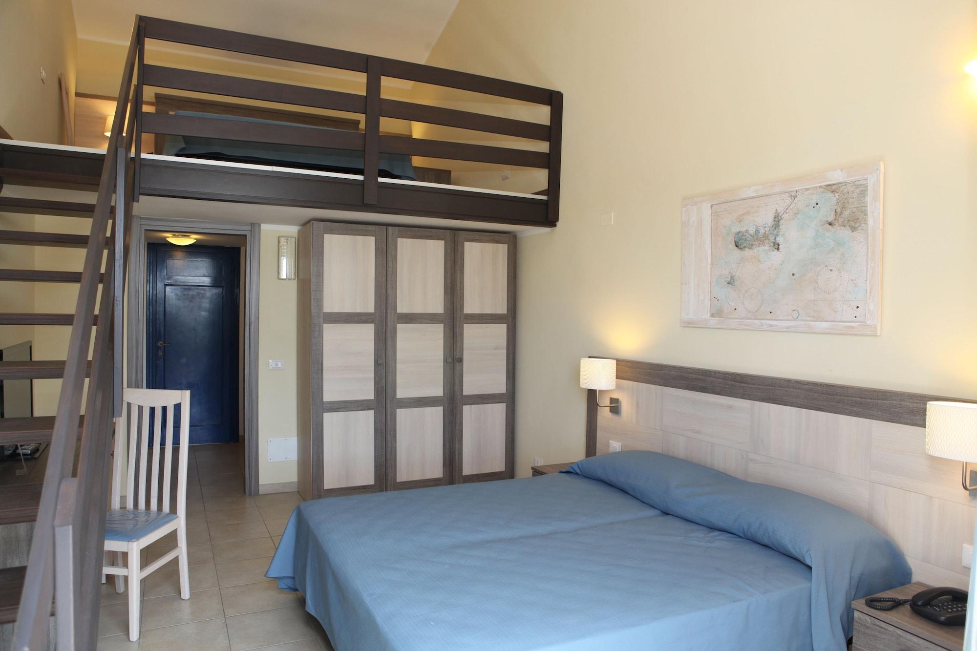 Hotel Villa Giulia Порт-Аццурро Экстерьер фото